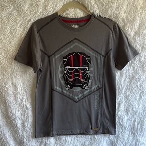 Disney Star Wars Gray and Red Short Sleeve Tee